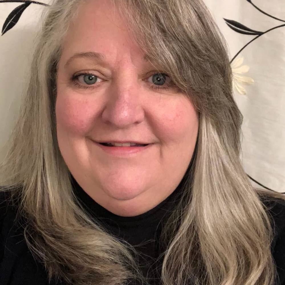 Meet your Posher, Carolyn